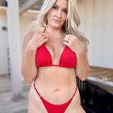 ellararetv from onlyfans