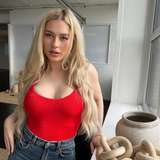 hollsxfree from onlyfans